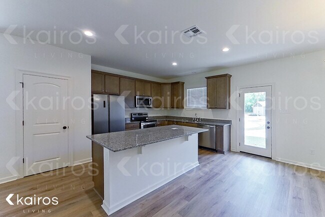 Building Photo - 118 Teddy Ln