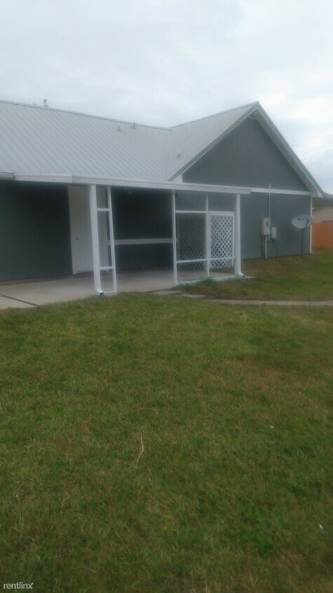 Primary Photo - 2 br, 2 bath House - 117 Kristine Blvd