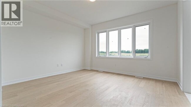 Building Photo - 9 Monteith Dr