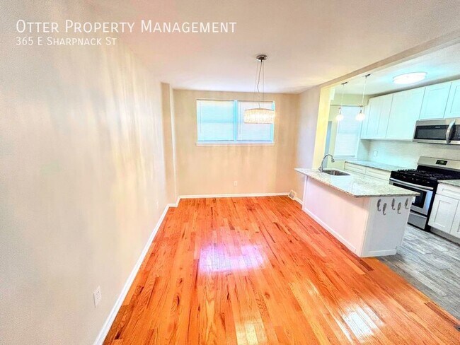 Foto del edificio - Stunning 3BR/1.5BA Mt. Airy Home