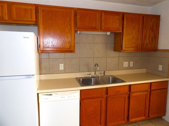 Foto del edificio - 1165 NW Ozmun Ave