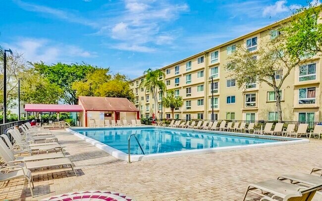 Foto del edificio - 2104 S Cypress Bend Dr