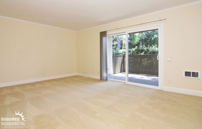 Foto del edificio - Charming 1Bdm 1Ba Condo in La Jolla