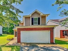 Building Photo - 35 Belmont Park Ln
