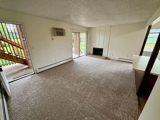 Building Photo - Move in specials - Pick One - 1st month free or $100 off monthly rent. Flexible lease terms are a...