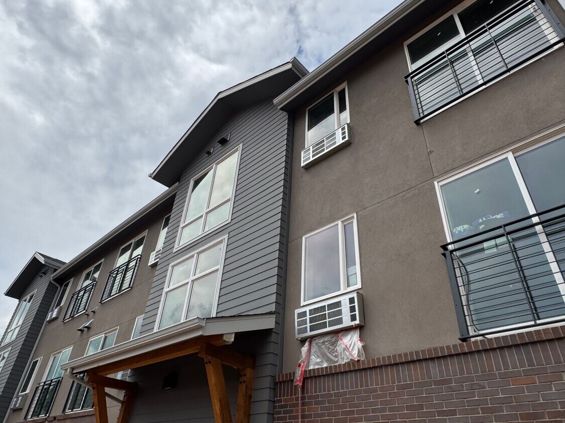 Foto principal - Beautiful, Brand New Studio Near CSU!