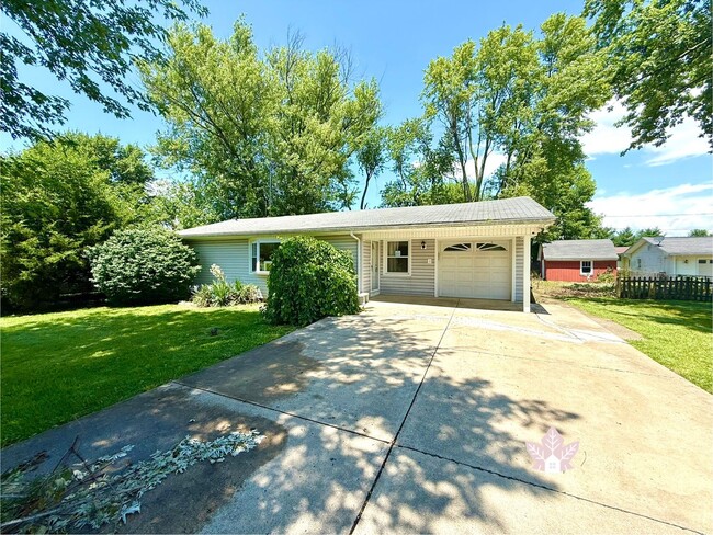 Building Photo - Charming 3-Bedroom Rental, Newly Updated! ...