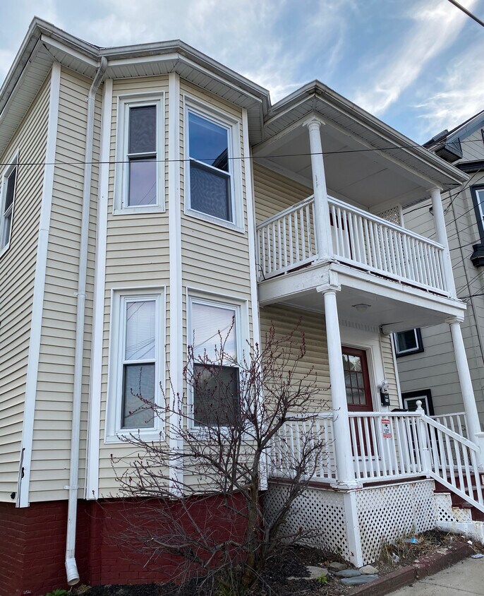 24 Grove St, Haverhill, MA 01832 Townhome Rentals in Haverhill MA