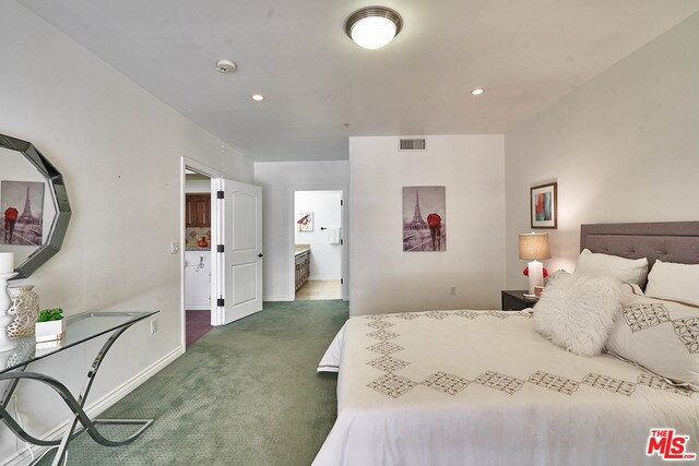 Foto del edificio - 4822 Elmwood Ave