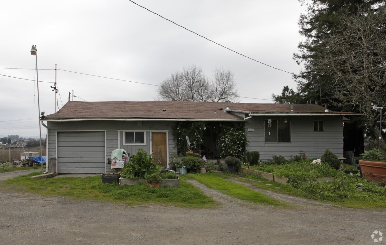 Primary Photo - 3503 Petaluma Blvd N