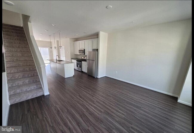 Foto del edificio - 3251 Watershed Blvd