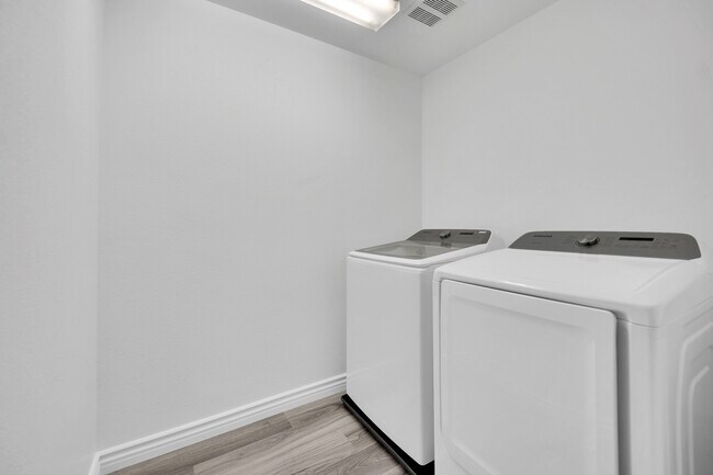 Foto del edificio - 11142 Romola St