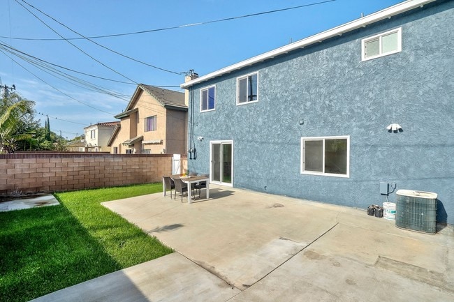 Interior Photo - 632 W 170th St