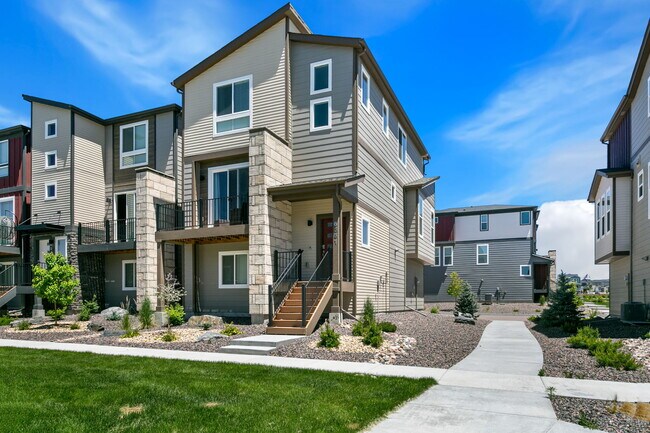 Front Entrance - 6351 Hijinks Ln