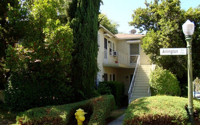 Foto del edificio - 1712 Arlington Ave