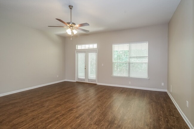 Building Photo - 14081 Bradley Cove Rd