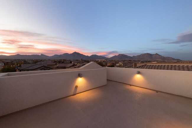 Foto del edificio - Luxury Dream Home with Unmatched Views and...