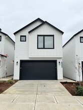 Building Photo - 16332 NE 21st St