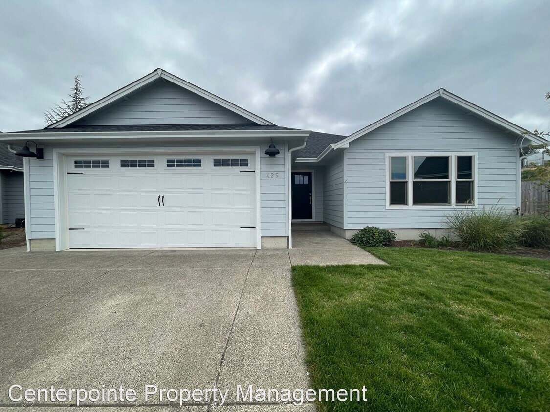 Foto principal - 3 br, 2 bath House - 425 Brady Lane