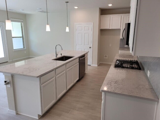 Foto del edificio - 10323 Harmon Smith Dr.