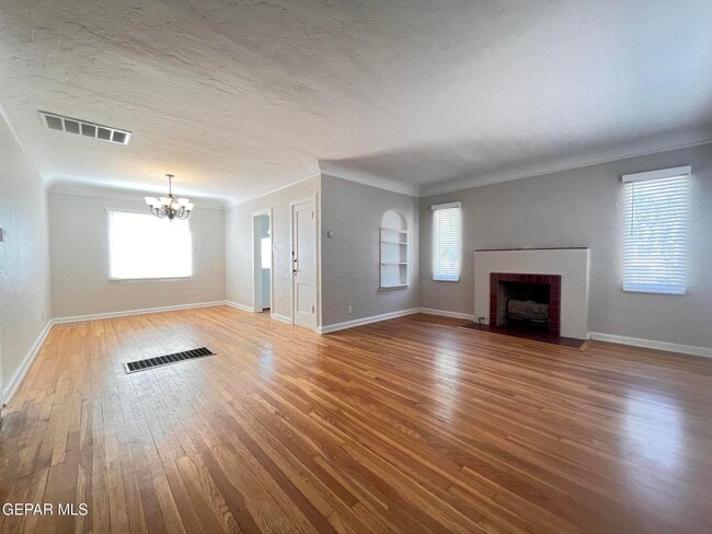 Foto del edificio - 2119 N Stanton St