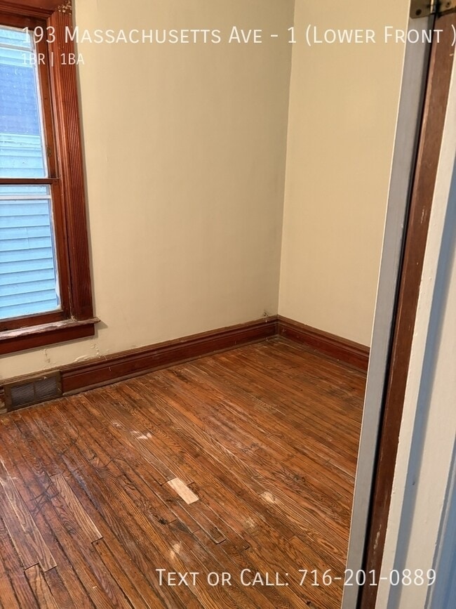 Foto del edificio - 193 Massachusetts Ave