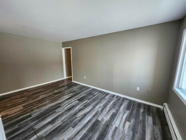 Photo du bâtiment - 2 Reading Crescent