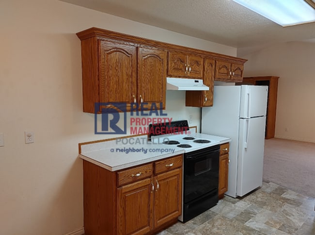 Foto del edificio - 1320 E Cedar St
