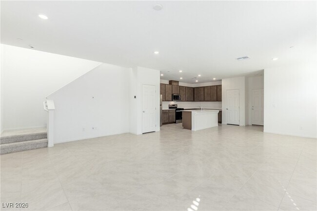 Building Photo - 3564 Dimora St