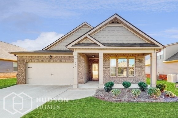 Primary Photo - SELF TOUR NOW! - 562 Carleton Pl, Locust G...