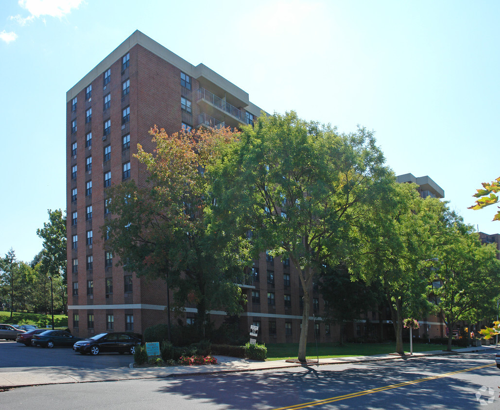 Foto del edificio - Marble Hall Apartments