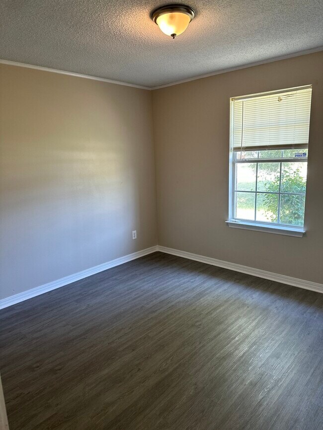Foto del edificio - 3005 Godwin Ln