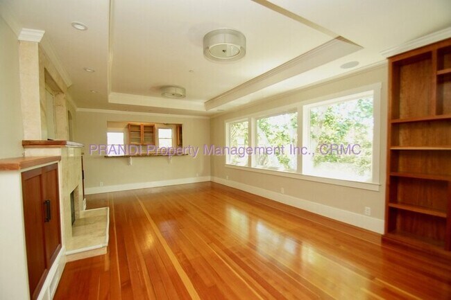 Foto del edificio - 317 Montecito Dr