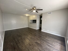 Edinburg Place Apartments photo'