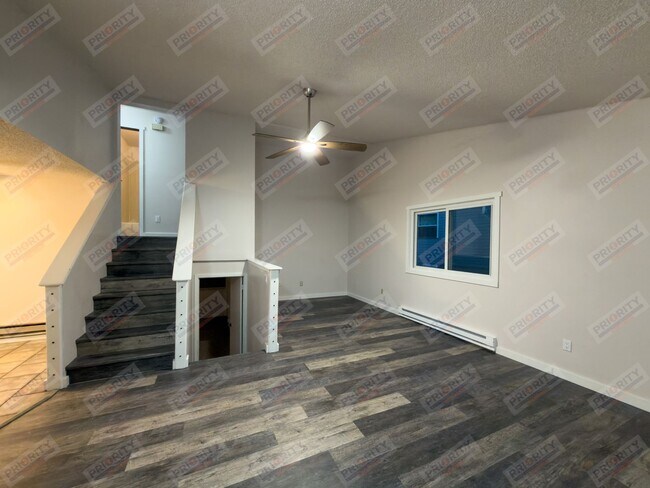 Foto del edificio - Single family home with a garage