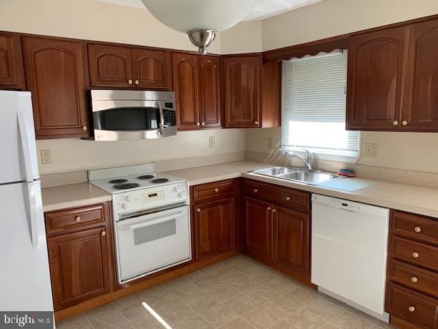 Foto principal - 1609 Mt Aetna Rd