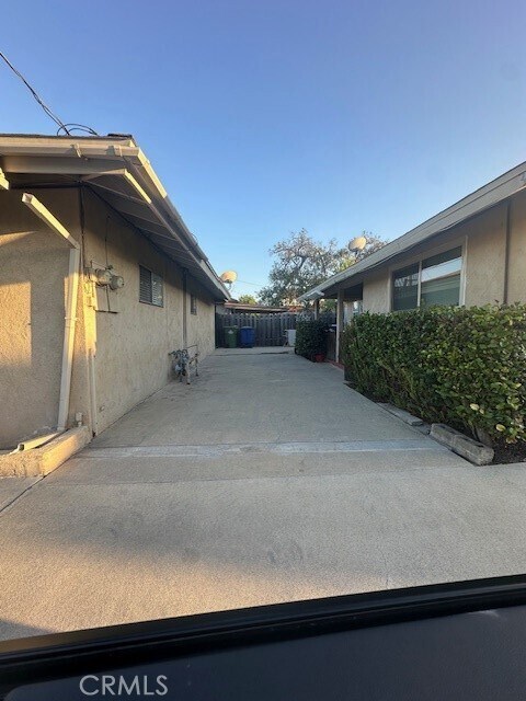 Foto del edificio - 3307 Isabel Ave