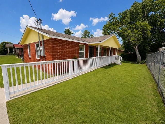 Foto del edificio - 767 Lilly Ave