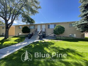 Building Photo - 1489 Mountain View Ln