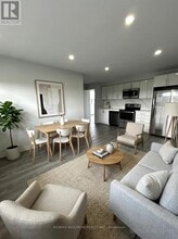 Building Photo - 15 Walmer Rd