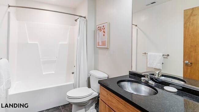 Foto del edificio - 700 Everett St