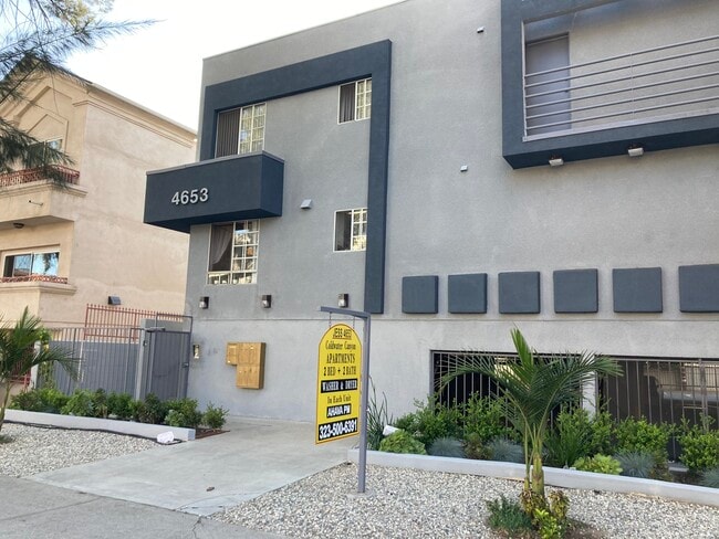 Building Photo - 4653 Coldwater Canyon Ave