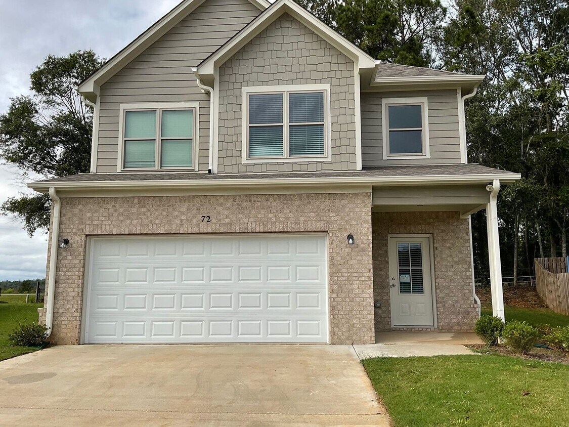 Home for Rent in Clanton, AL! Available Now! House Rental in Clanton