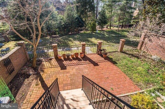 Foto del edificio - 7802 Hidden Meadow Terrace