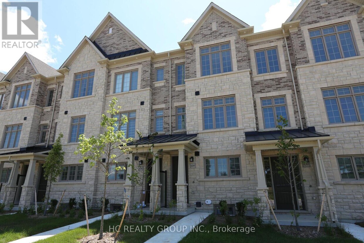 Photo principale - 4245 Major Mackenzie Dr E