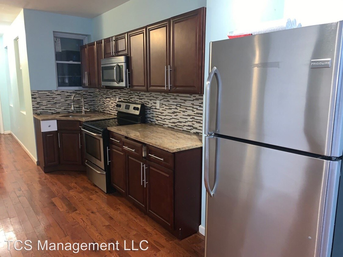 Foto principal - 2237 N Sydenham St