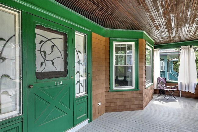 Building Photo - 134 Arnold Ave