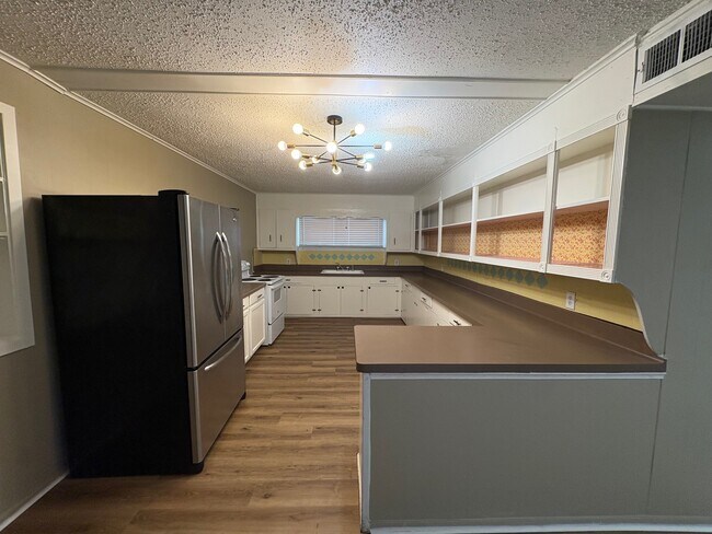 Foto del edificio - 159 Oak Dr