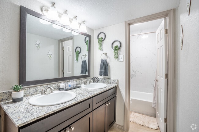 2BR, 1BA - 756SF - Bathroom - University Courtyard Apartments