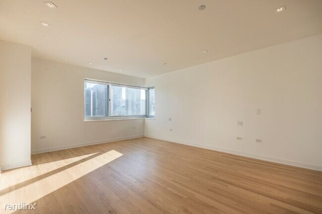 Foto del edificio - 727 W Washington St
